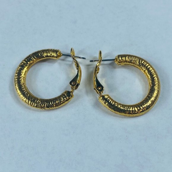 Hoop Earrings Gold Tone Round Womens Textured Omega Backs Shiny Fashion Style - Picture 14 of 16